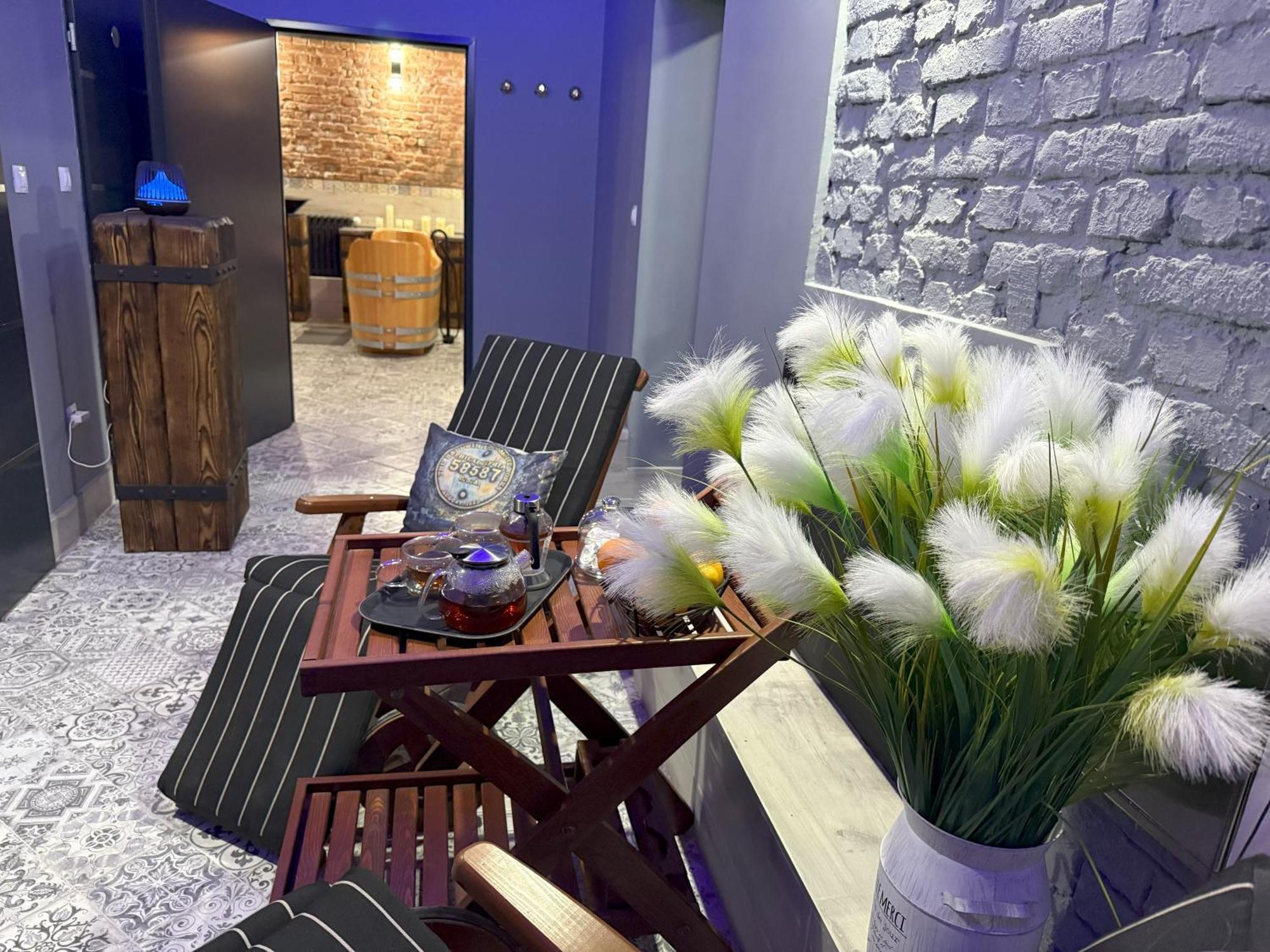 Residence Iron Cube カルロヴィ・ヴァリ エクステリア 写真